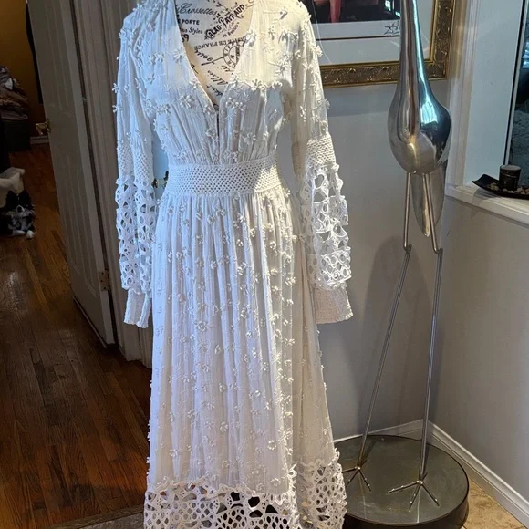 Boston Proper White Long Sleeve Lace Dress - Picture 1 of 3